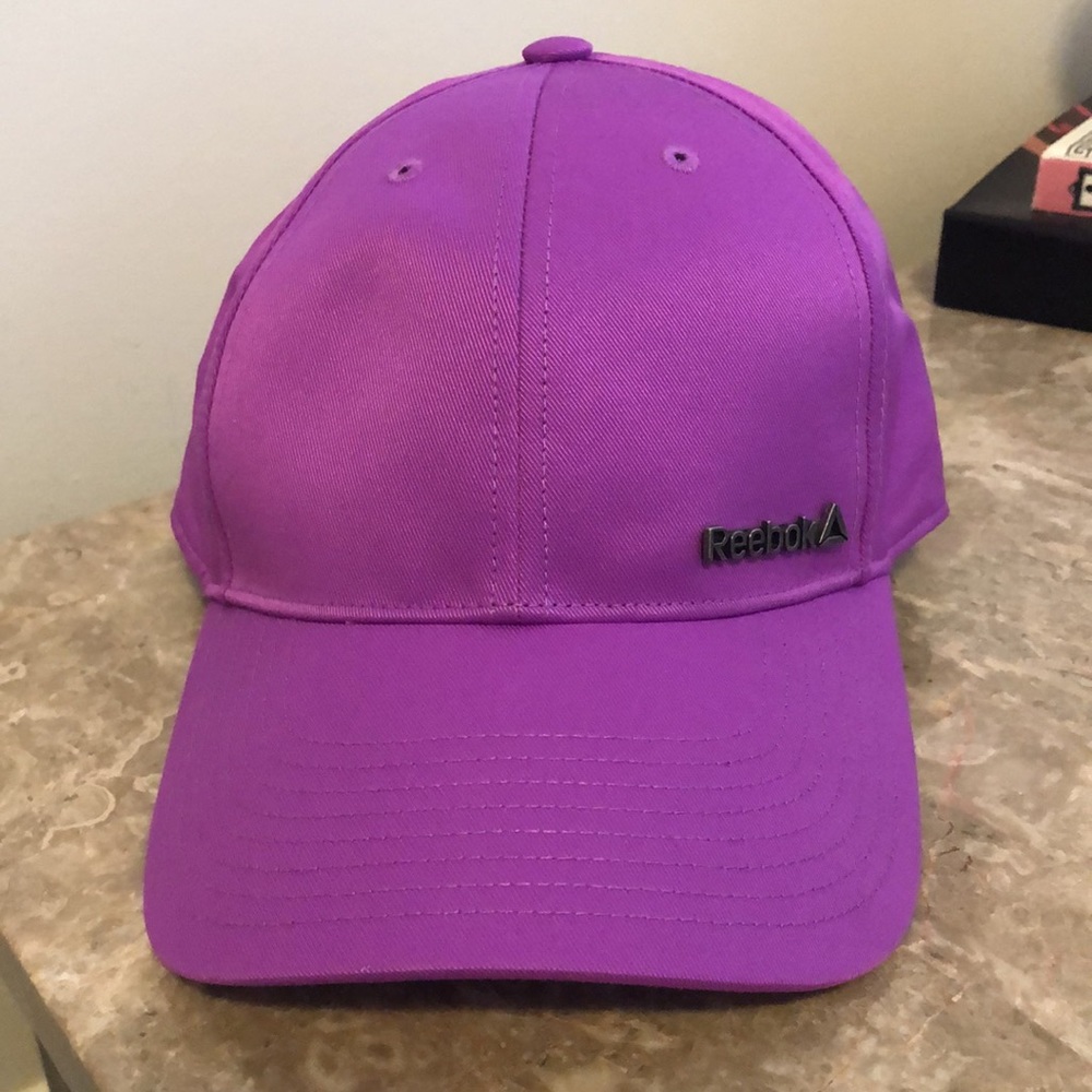 Reebok Cap - Picture 3 of 7